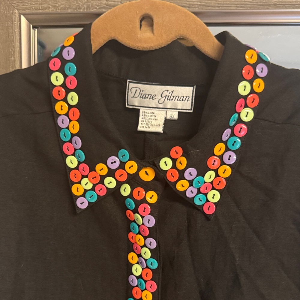 Diane Gilman Linen Shirt with Rainbow Button Accents - Picture 2 of 7